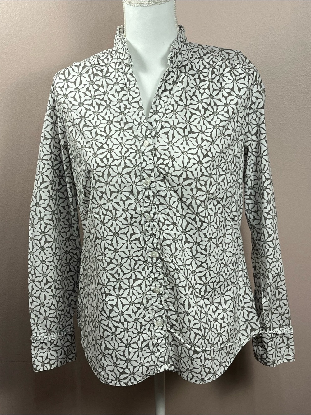 Columbia White & Gray Floral-Pattern Button Down Shirt with Frilly Accents